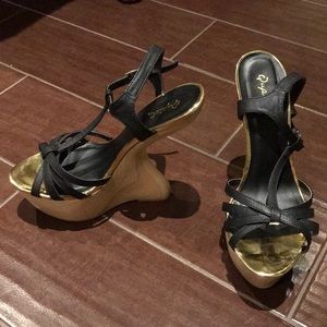 Black wedge shoes
